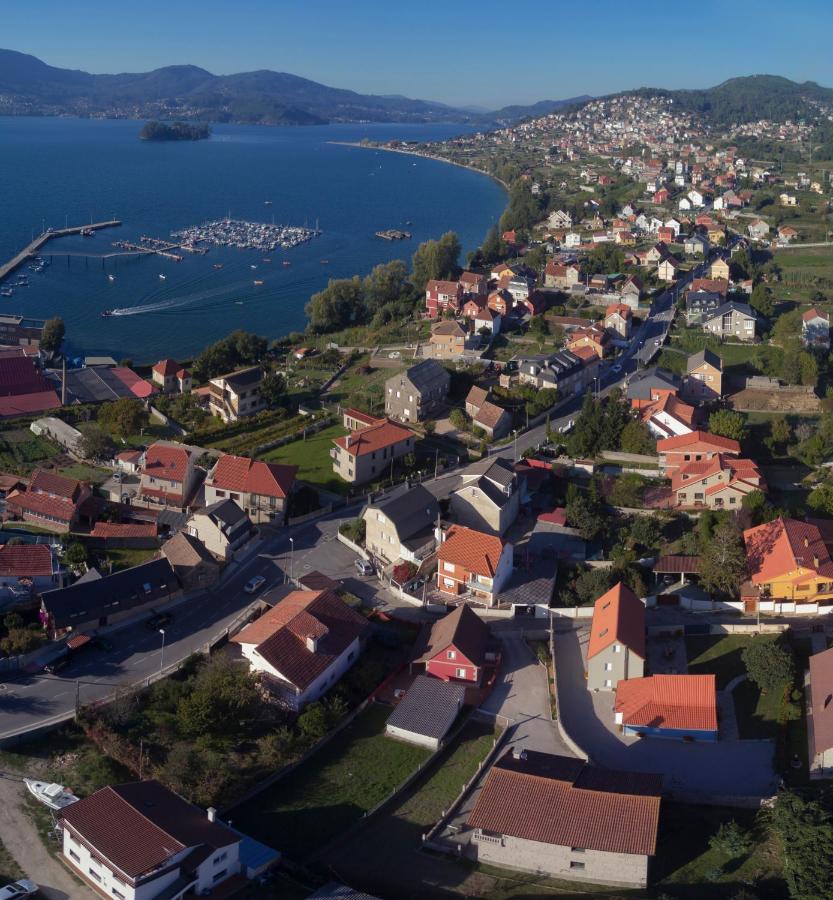 Catapeixe Holiday Apartments Redondela Eksteriør billede